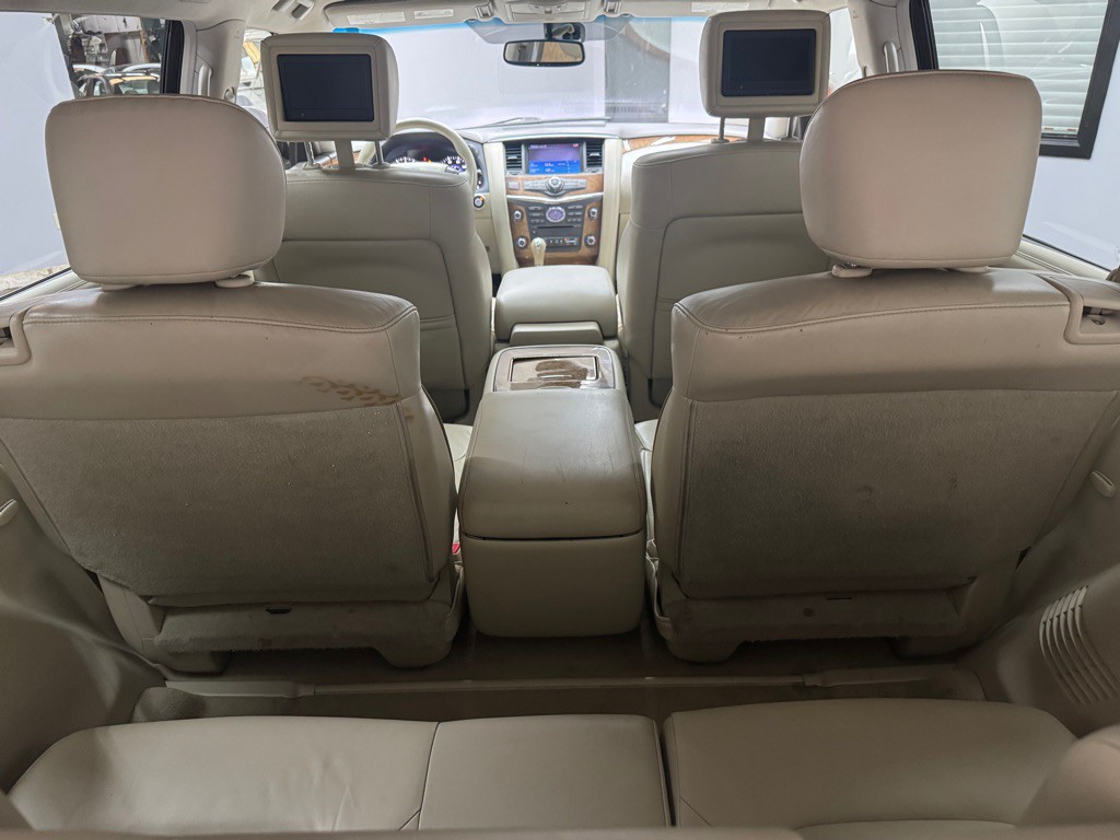 2011 INFINITI QX56 Image 58