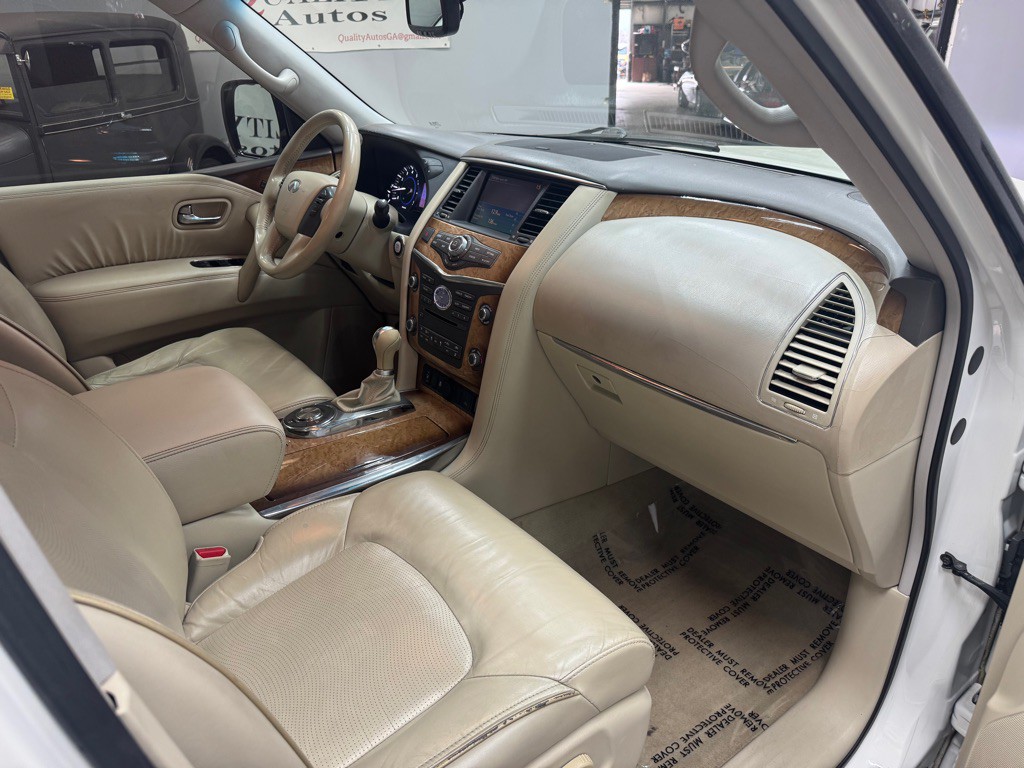 2011 INFINITI QX56 Image 68