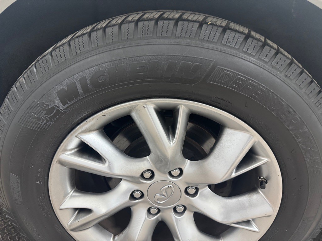 2011 INFINITI QX56 Image 69