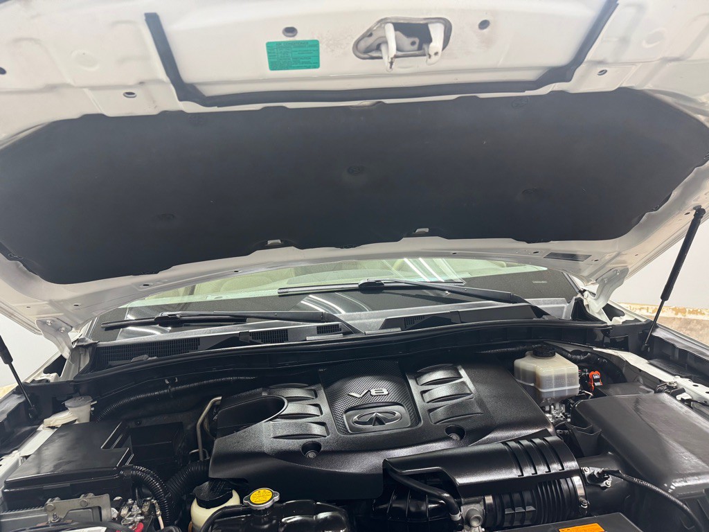 2011 INFINITI QX56 Image 73