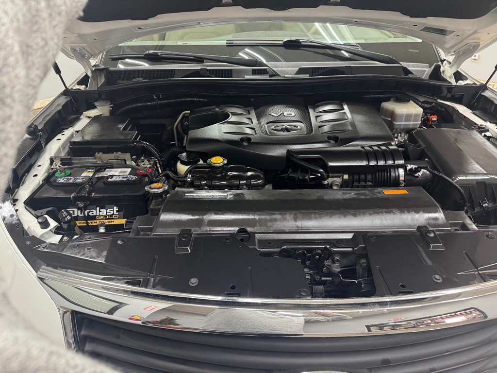 2011 INFINITI QX56 Image 74