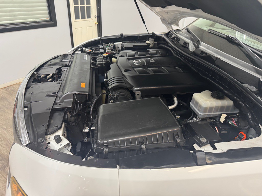 2011 INFINITI QX56 Image 76