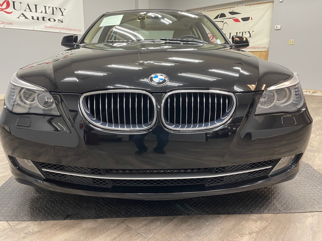 2010 BMW 5 Series Image 7