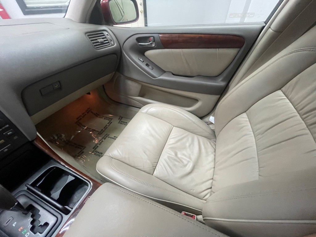 1998 Lexus GS Image 28