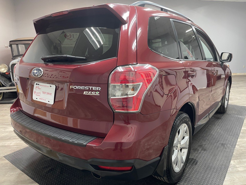 2016 Subaru Forester Image 4