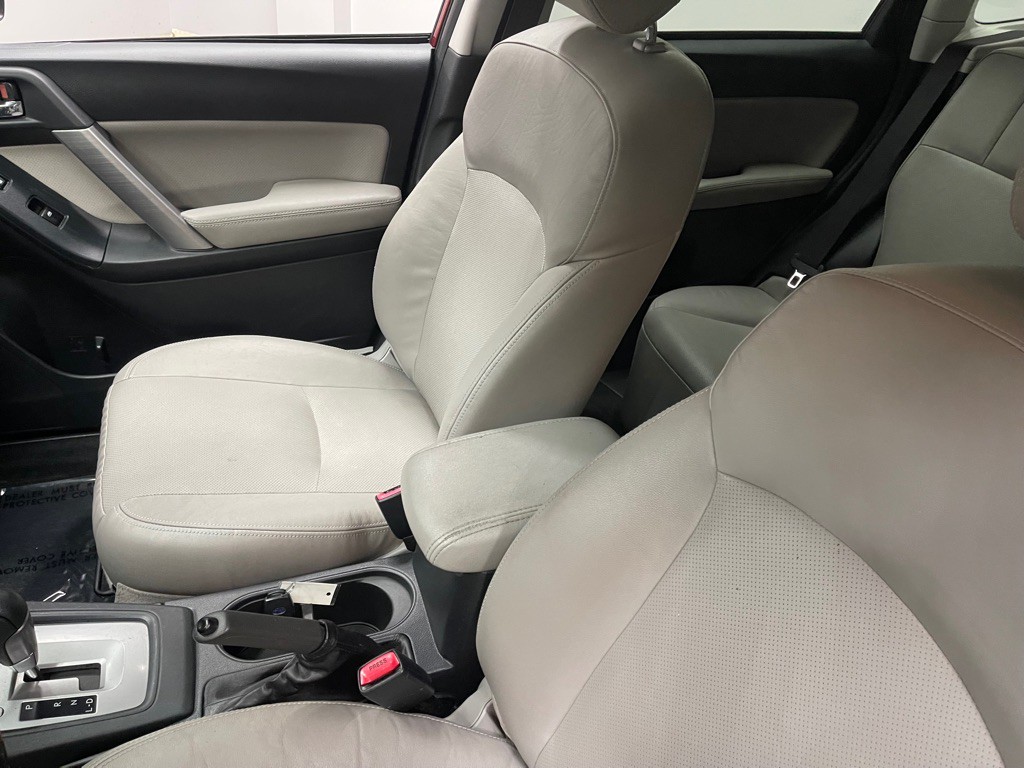 2016 Subaru Forester Image 13