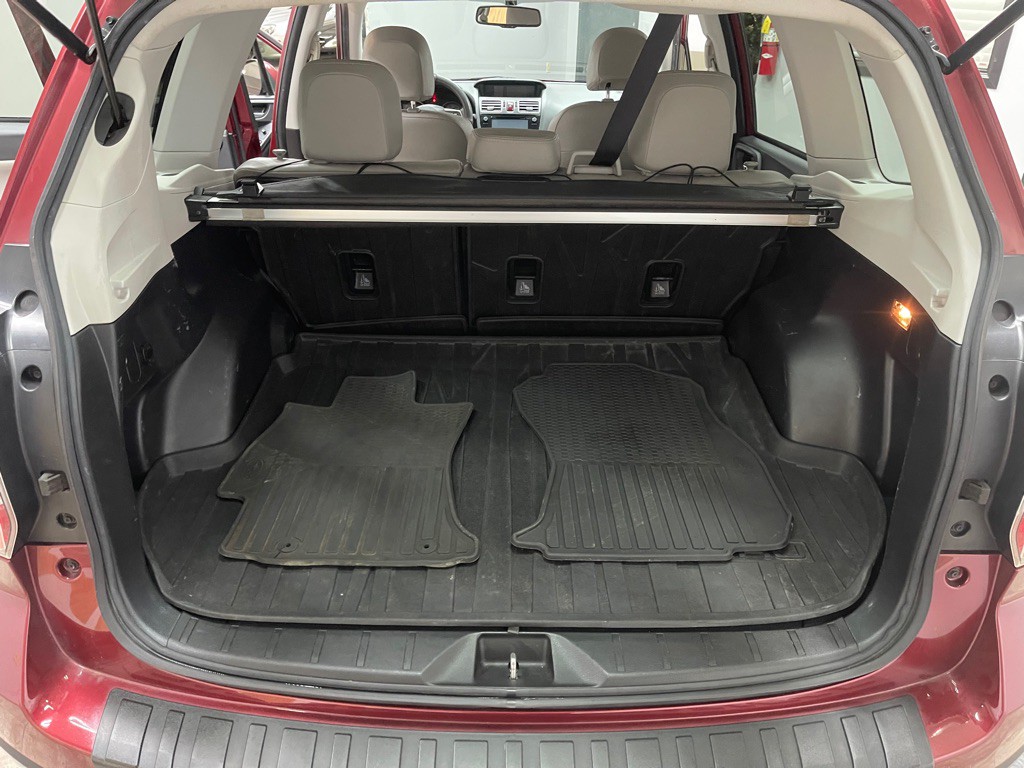 2016 Subaru Forester Image 21