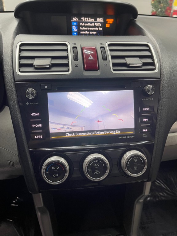 2016 Subaru Forester Image 27