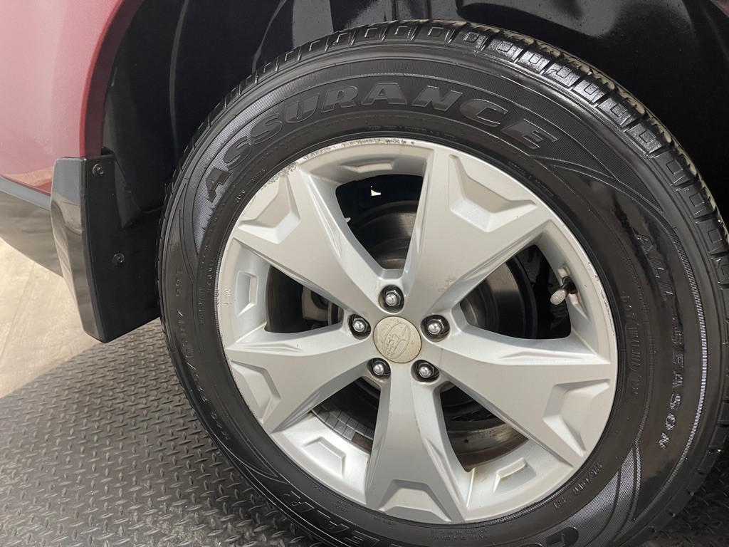 2016 Subaru Forester Image 33