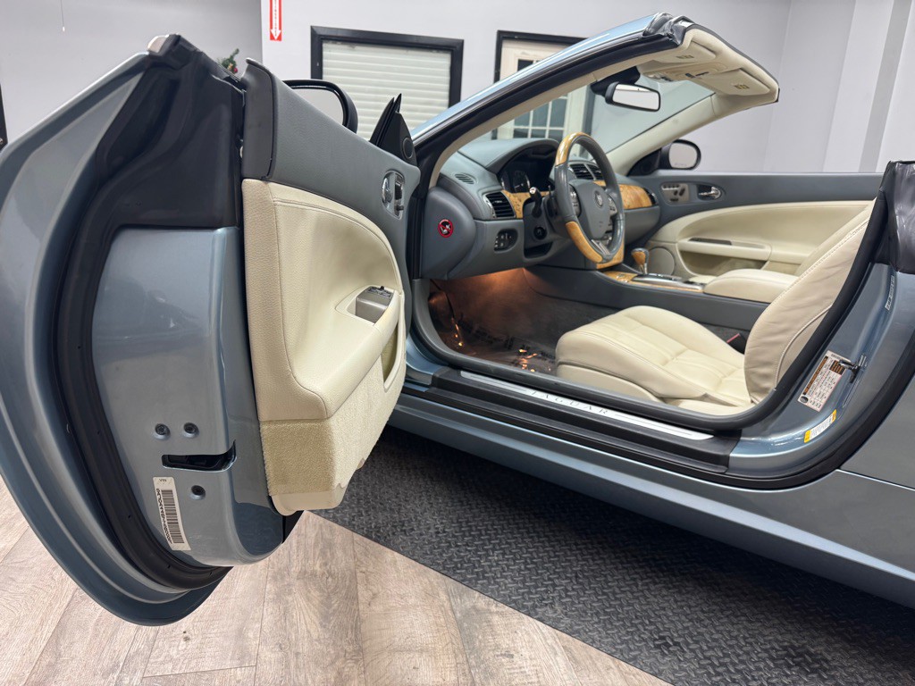 2007 Jaguar XK-Series Image 14