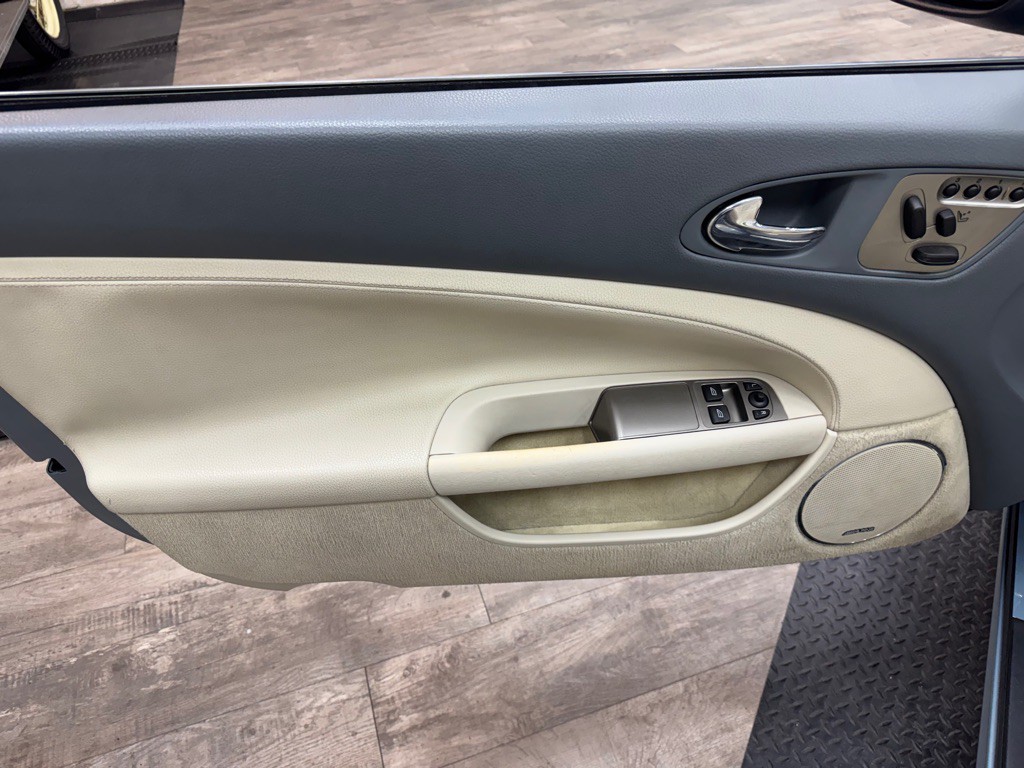 2007 Jaguar XK-Series Image 15