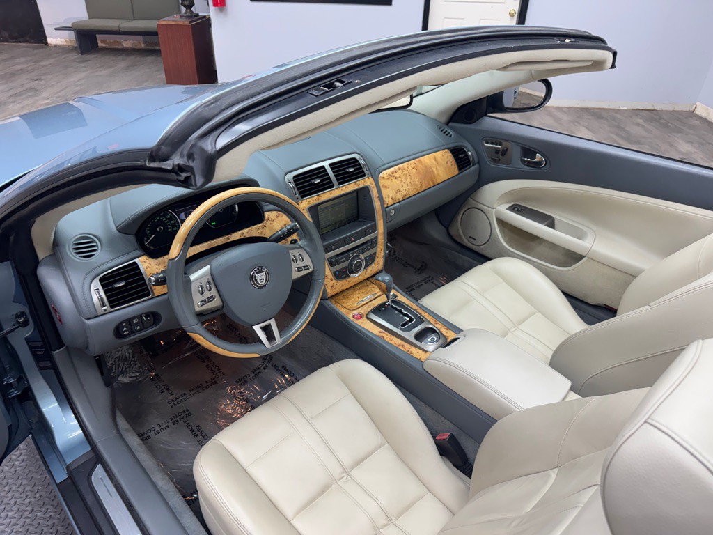 2007 Jaguar XK-Series Image 19