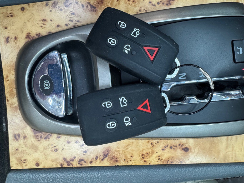 2007 Jaguar XK-Series Image 38