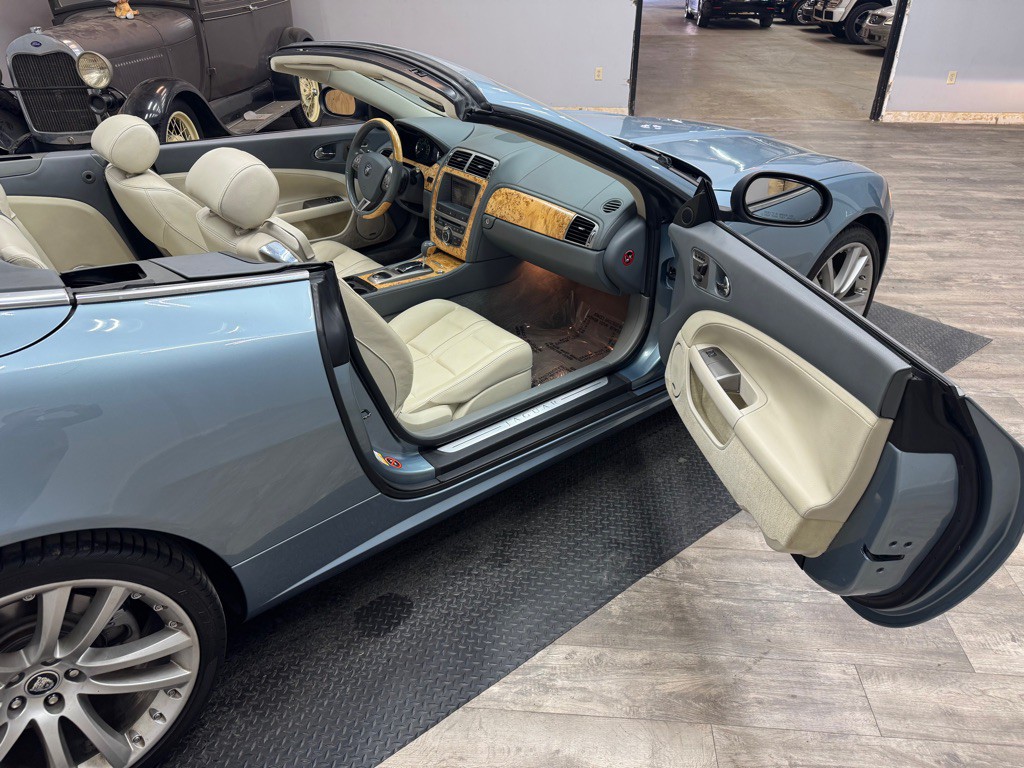 2007 Jaguar XK-Series Image 45