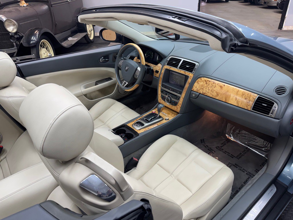 2007 Jaguar XK-Series Image 49