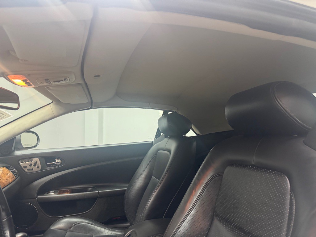 2009 Jaguar XK-Series Image 18