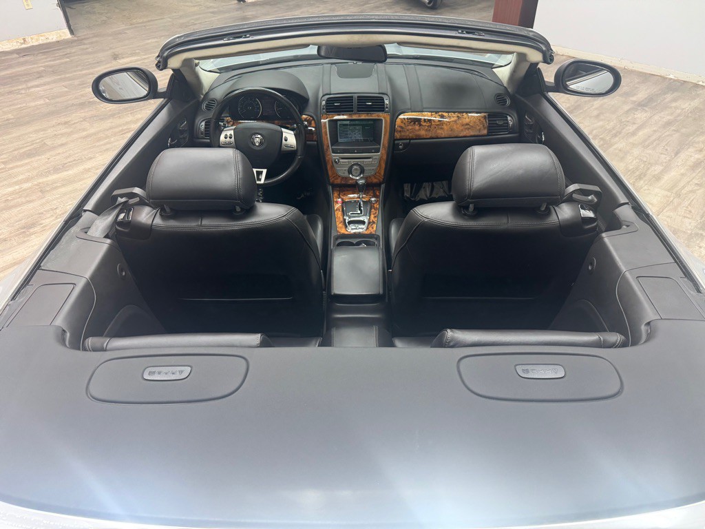 2009 Jaguar XK-Series Image 26