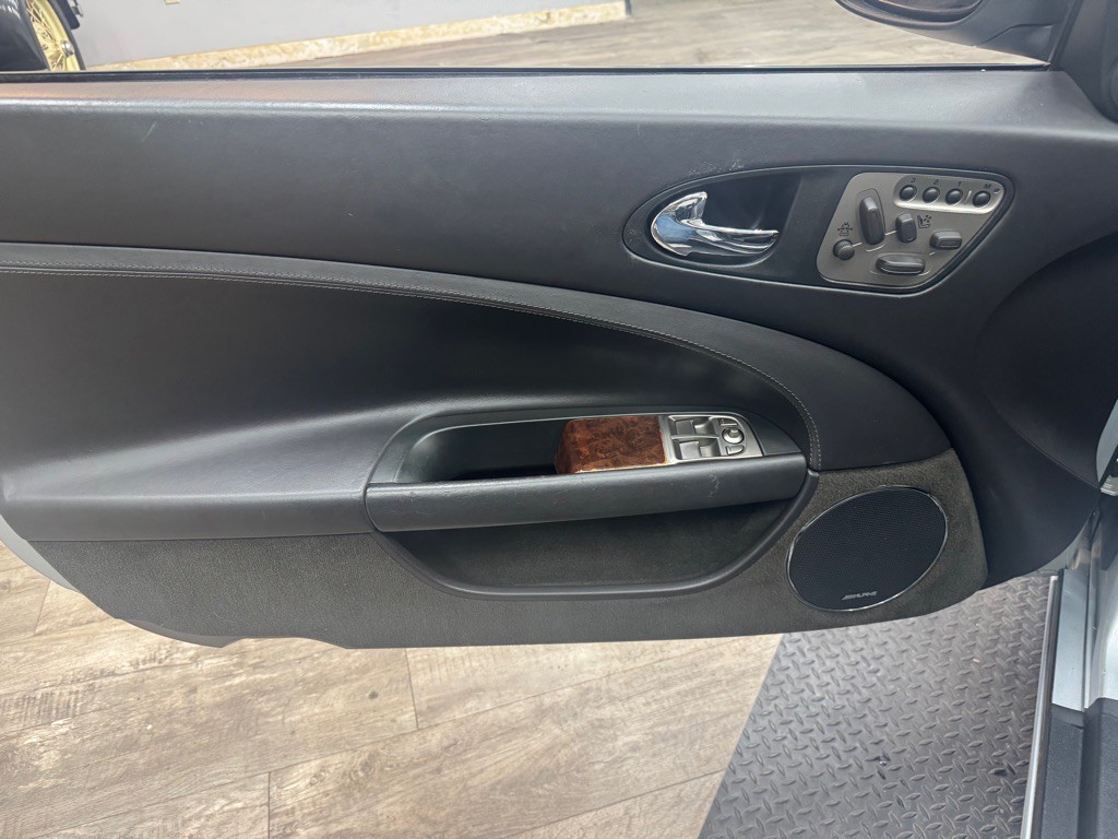 2009 Jaguar XK-Series Image 29