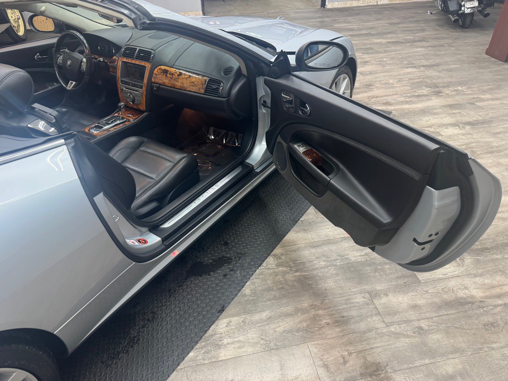 2009 Jaguar XK-Series Image 57