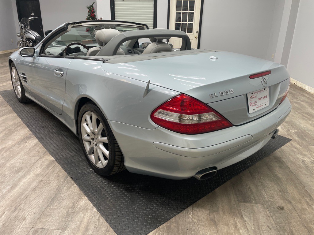 2007 Mercedes-Benz SL-Class Image 8