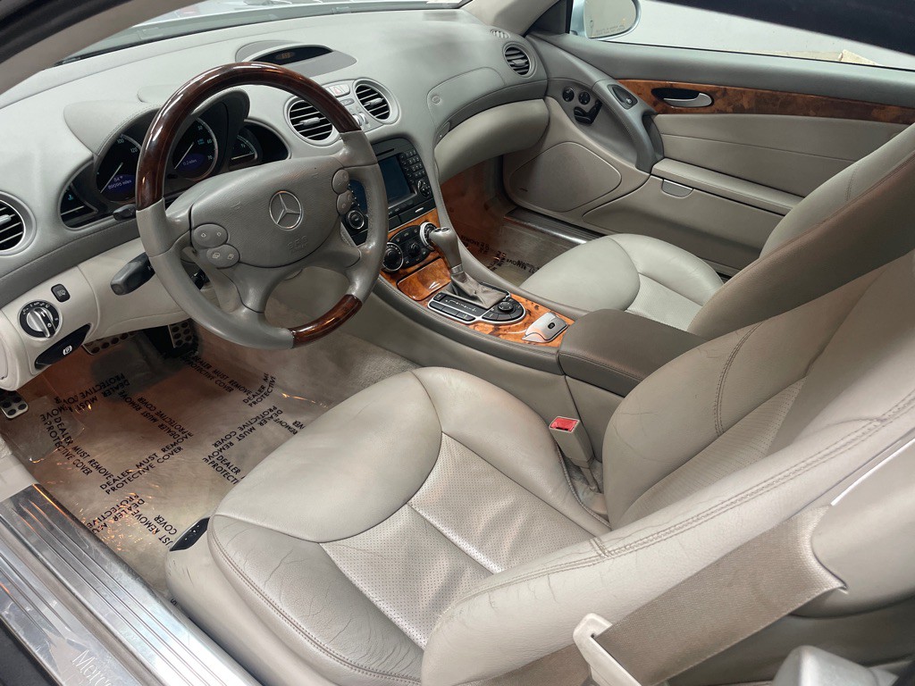 2007 Mercedes-Benz SL-Class Image 27