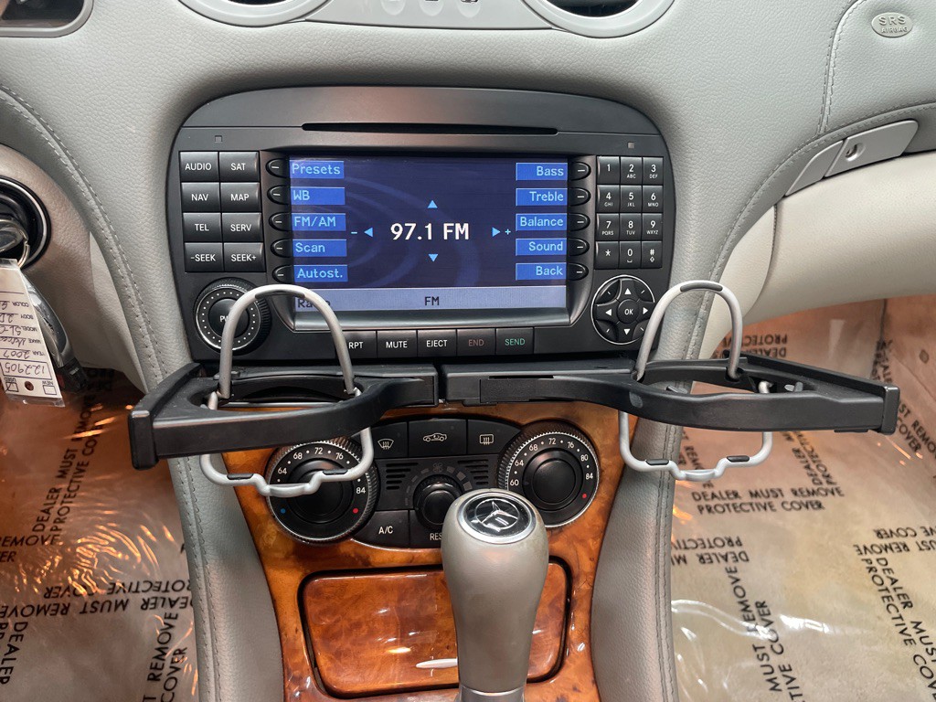 2007 Mercedes-Benz SL-Class Image 31