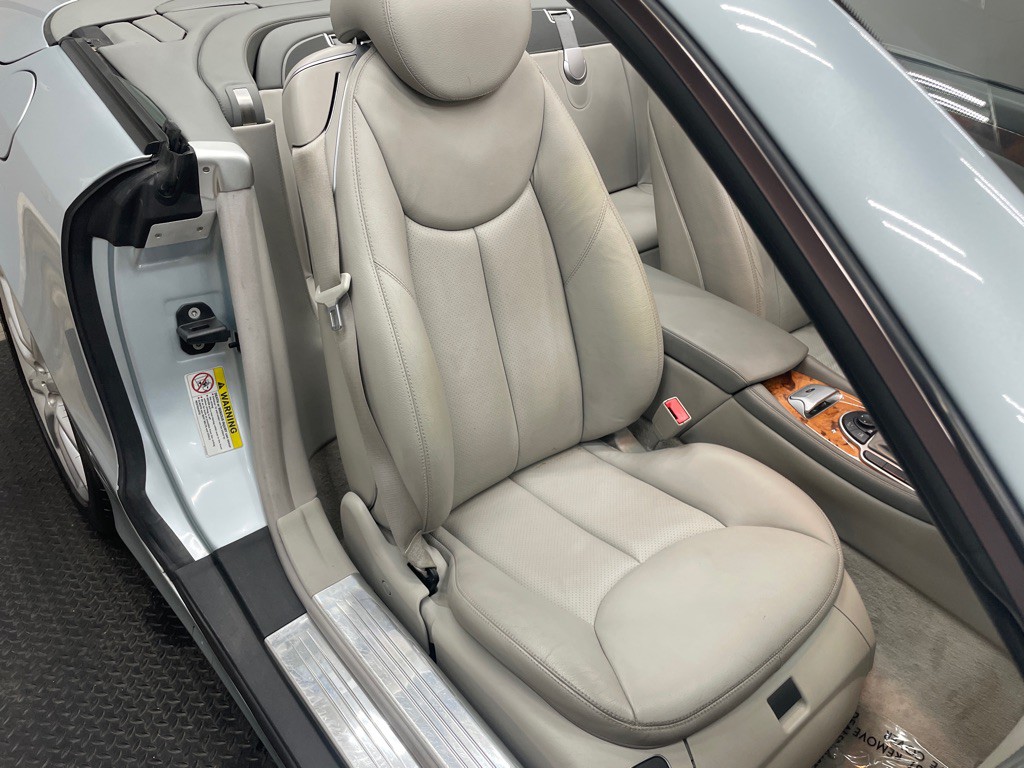 2007 Mercedes-Benz SL-Class Image 37