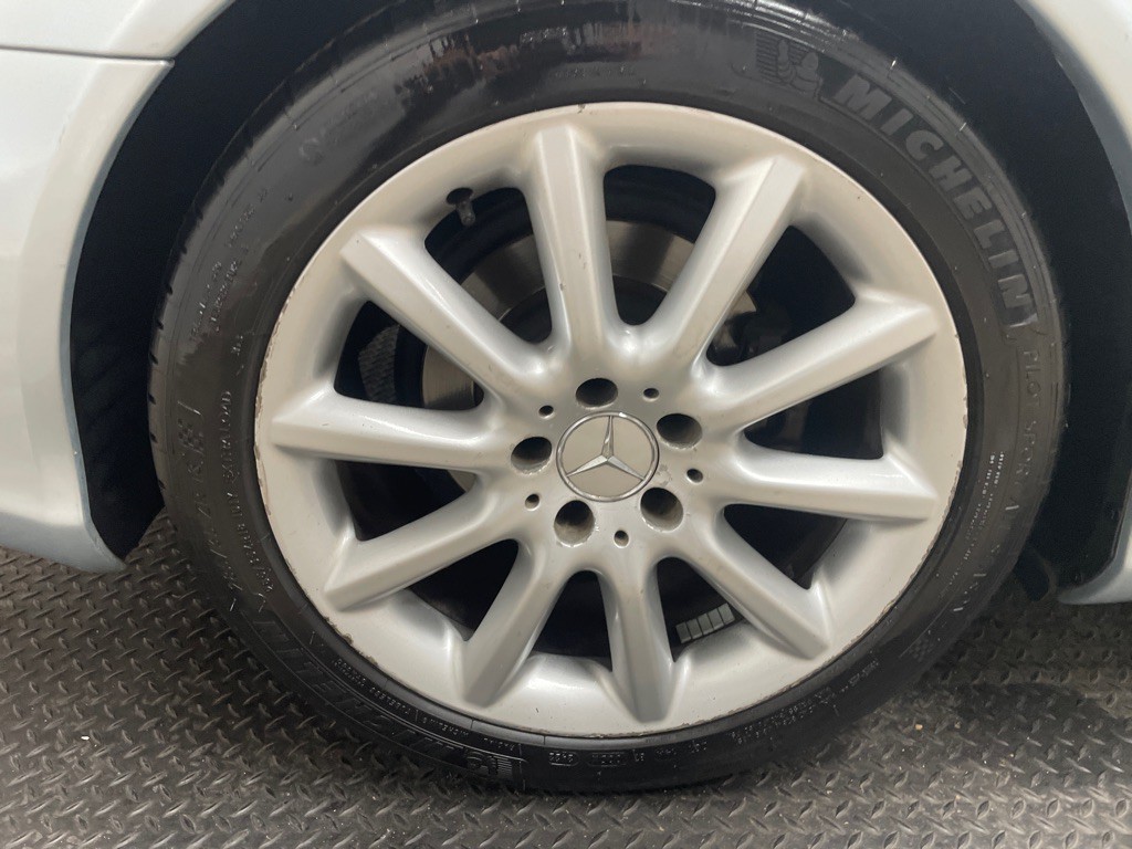 2007 Mercedes-Benz SL-Class Image 48