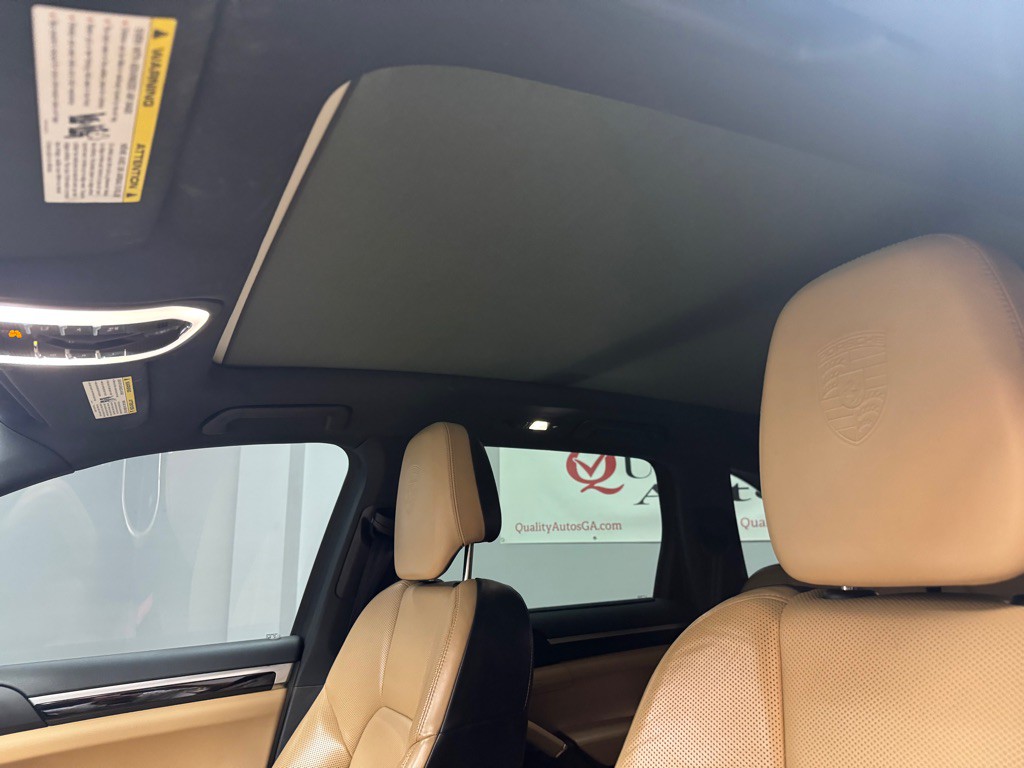 2017 Porsche Cayenne Image 15