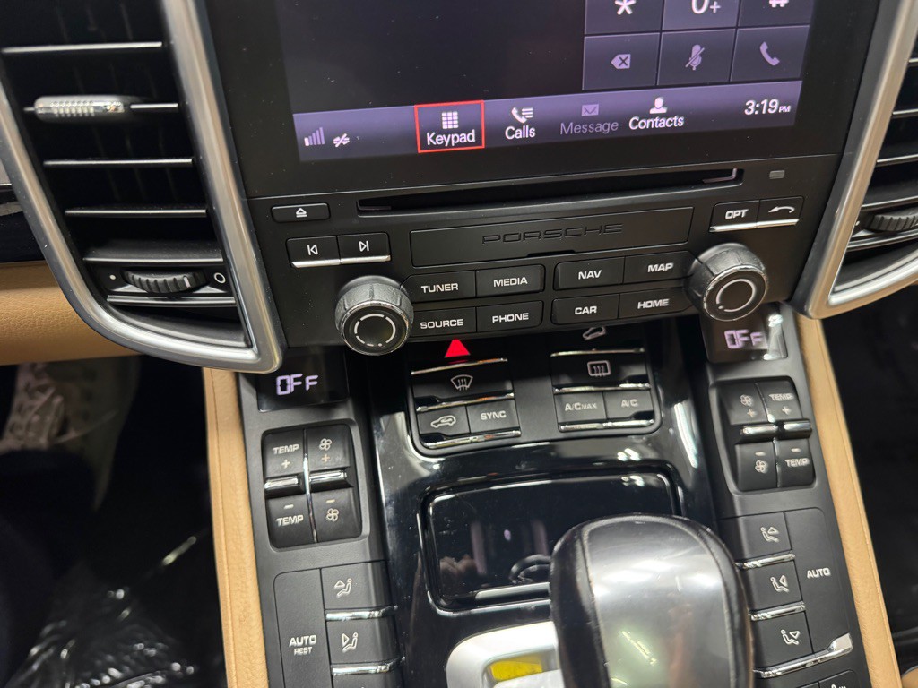 2017 Porsche Cayenne Image 30