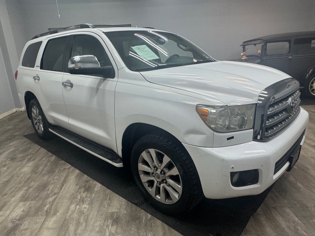 2010 Toyota Sequoia Image 7