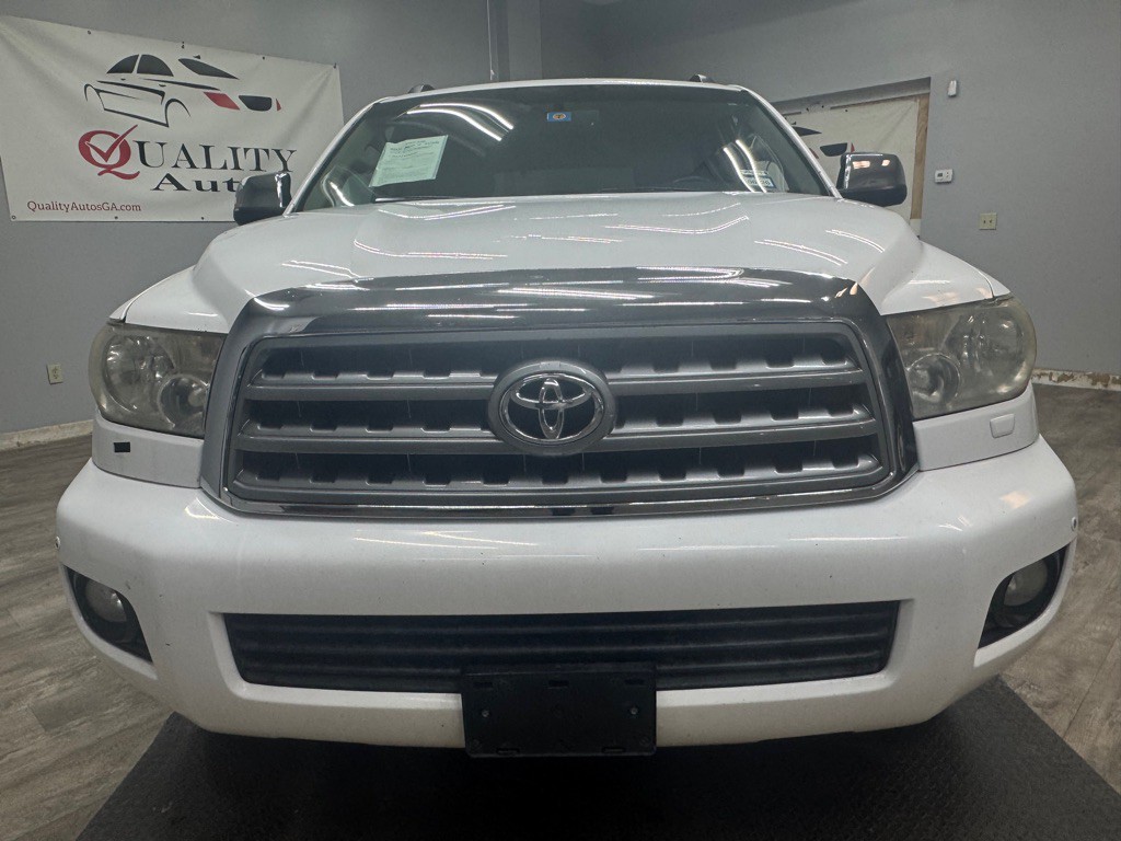 2010 Toyota Sequoia Image 9