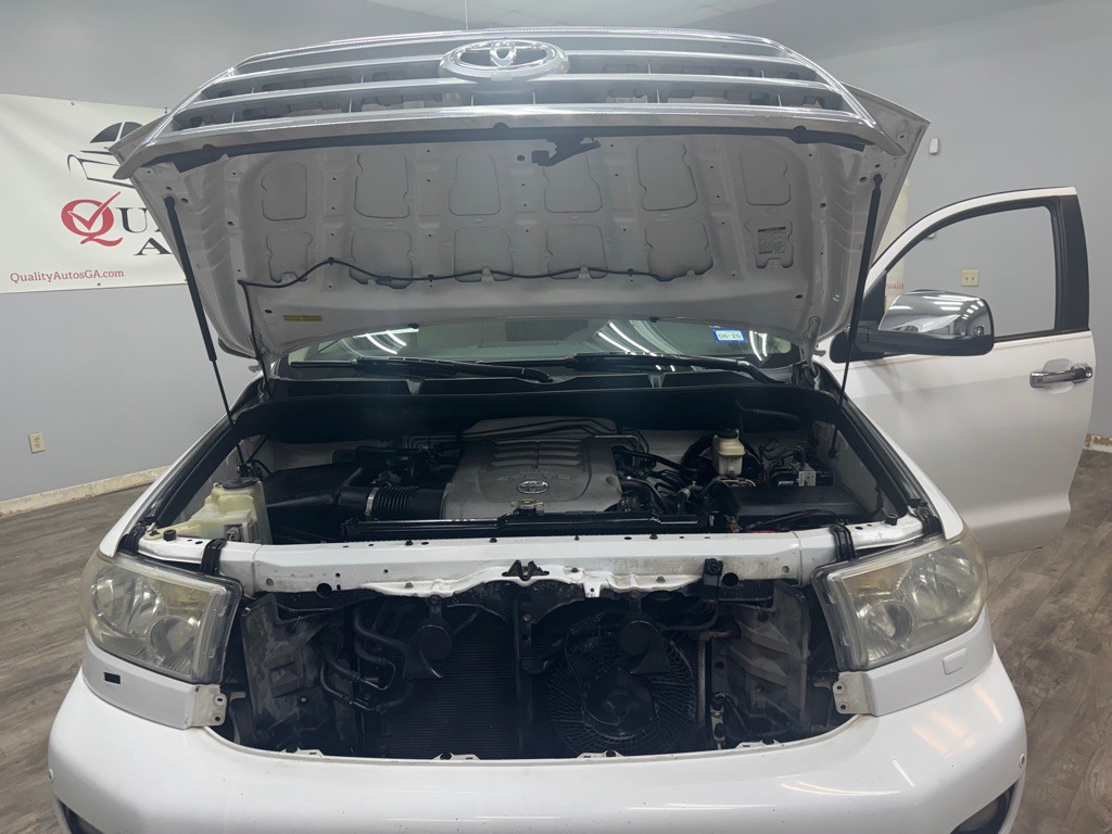 2010 Toyota Sequoia Image 50