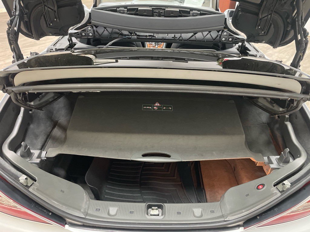 2009 Mercedes-Benz SL-Class Image 48