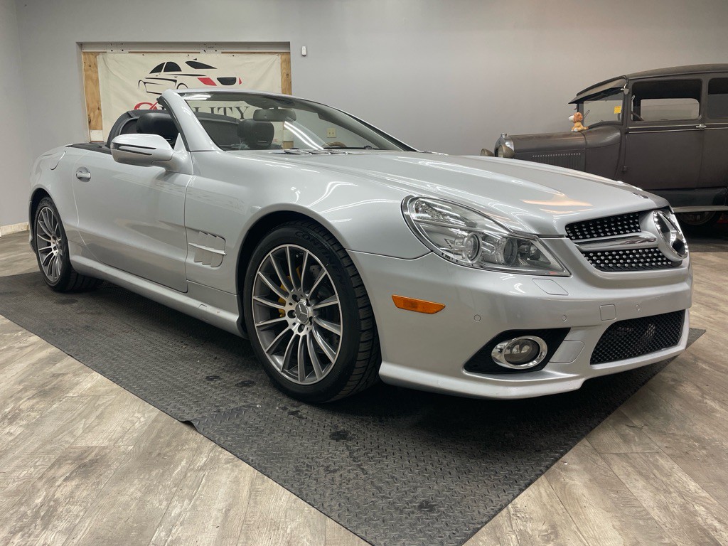 2009 Mercedes-Benz SL-Class Image 3