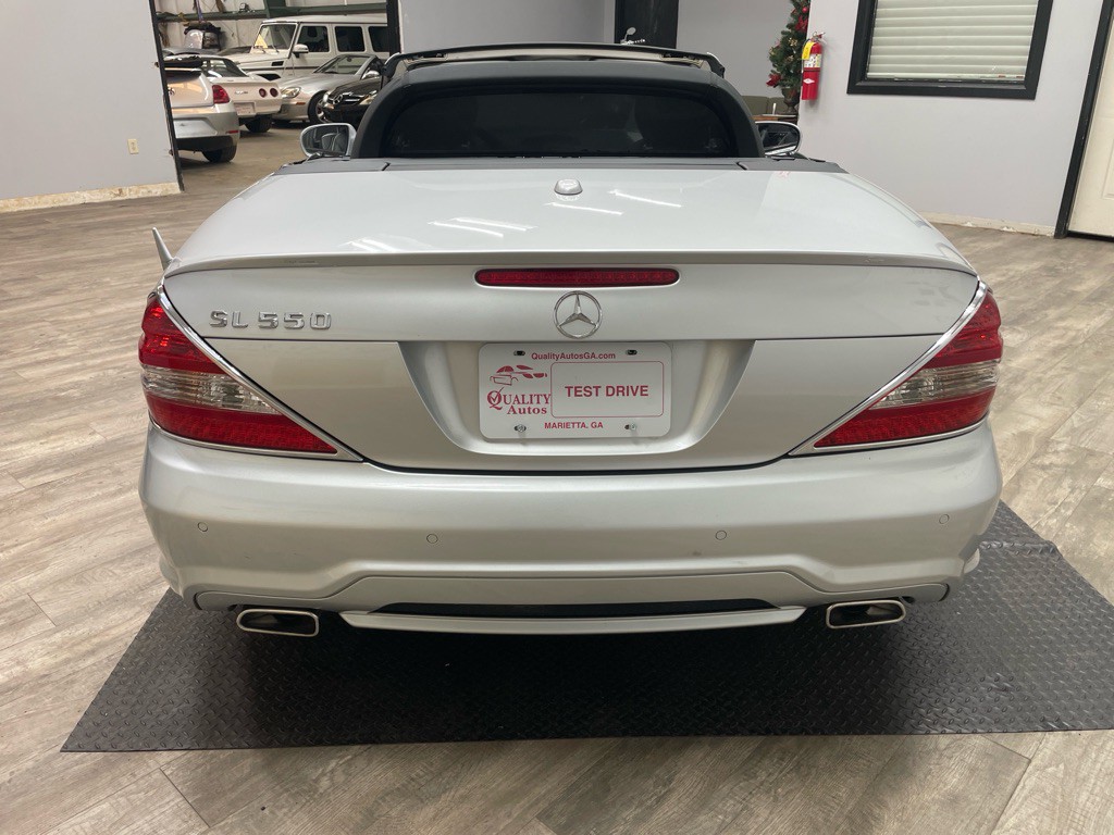 2009 Mercedes-Benz SL-Class Image 8