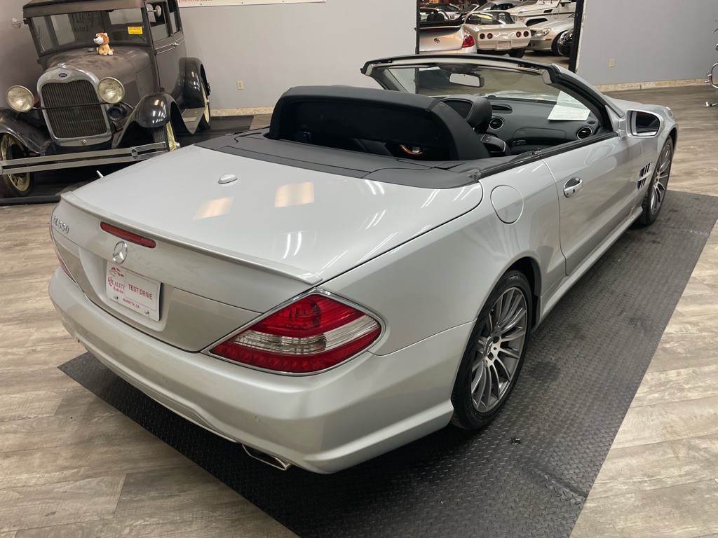 2009 Mercedes-Benz SL-Class Image 9
