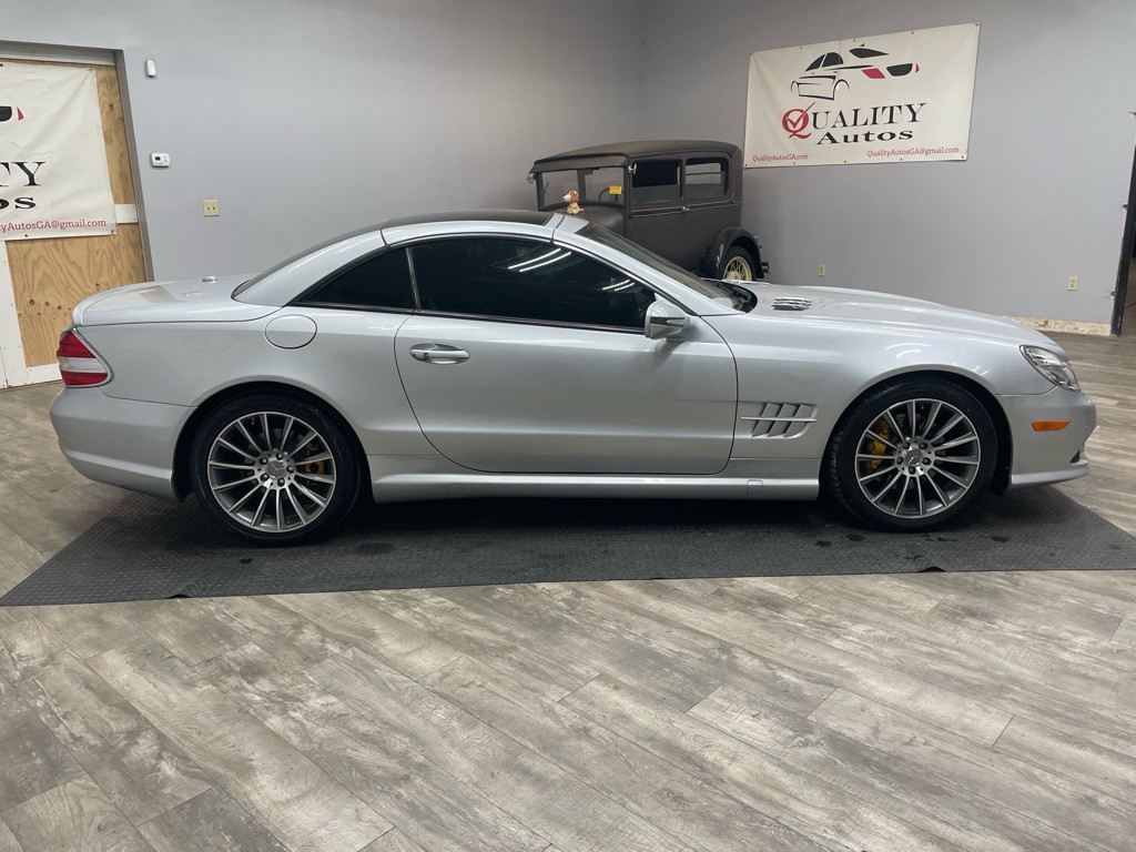 2009 Mercedes-Benz SL-Class Image 18