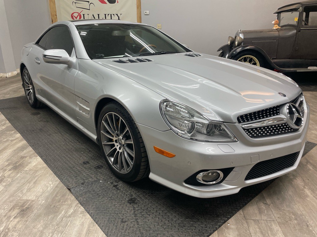 2009 Mercedes-Benz SL-Class Image 19