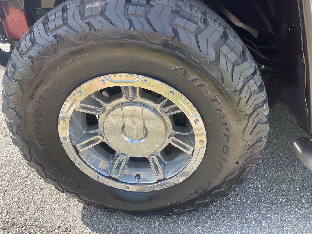2004 HUMMER H2 Image 39