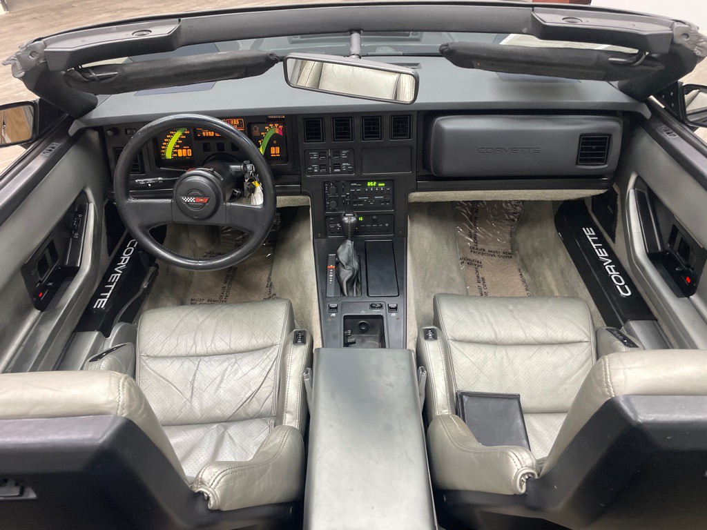 1987 Chevrolet Corvette Image 29