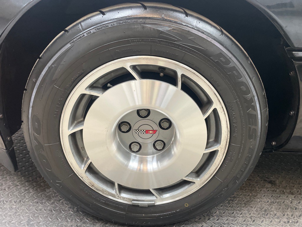 1987 Chevrolet Corvette Image 42