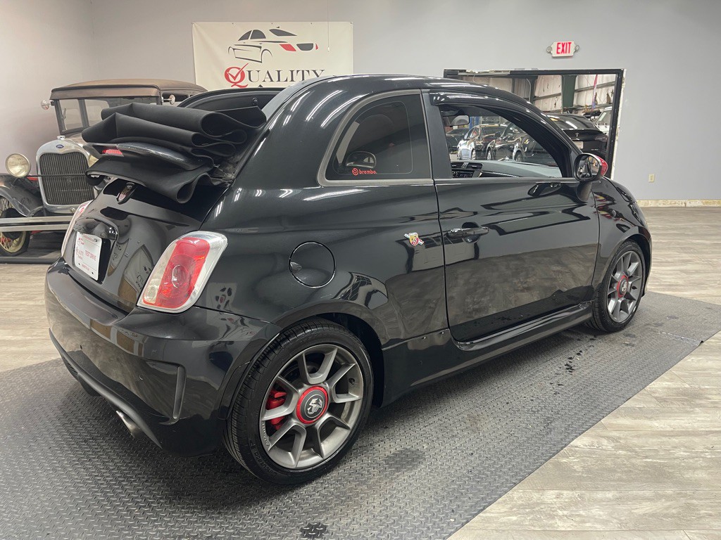 2013 FIAT 500 Image 5