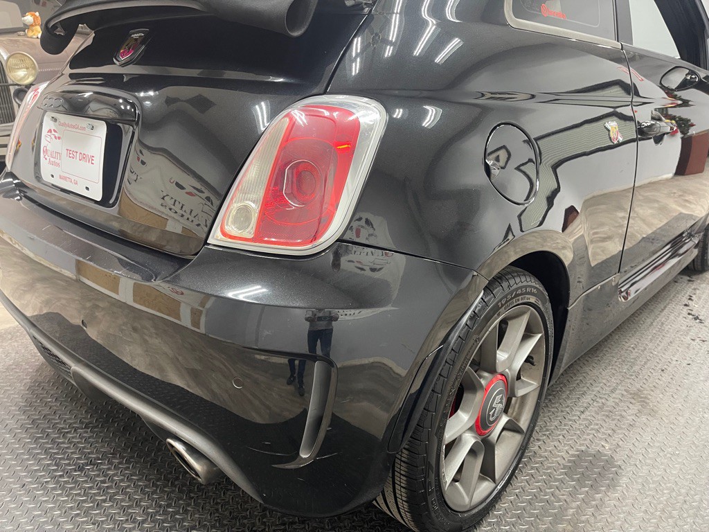 2013 FIAT 500 Image 12