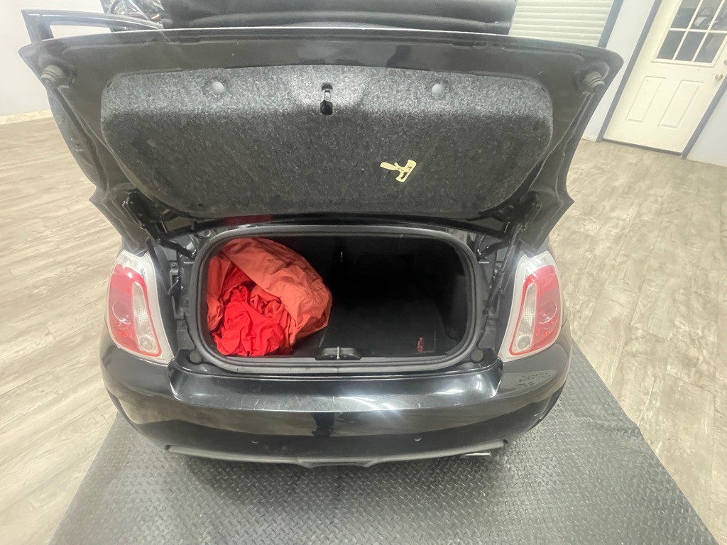 2013 FIAT 500 Image 24