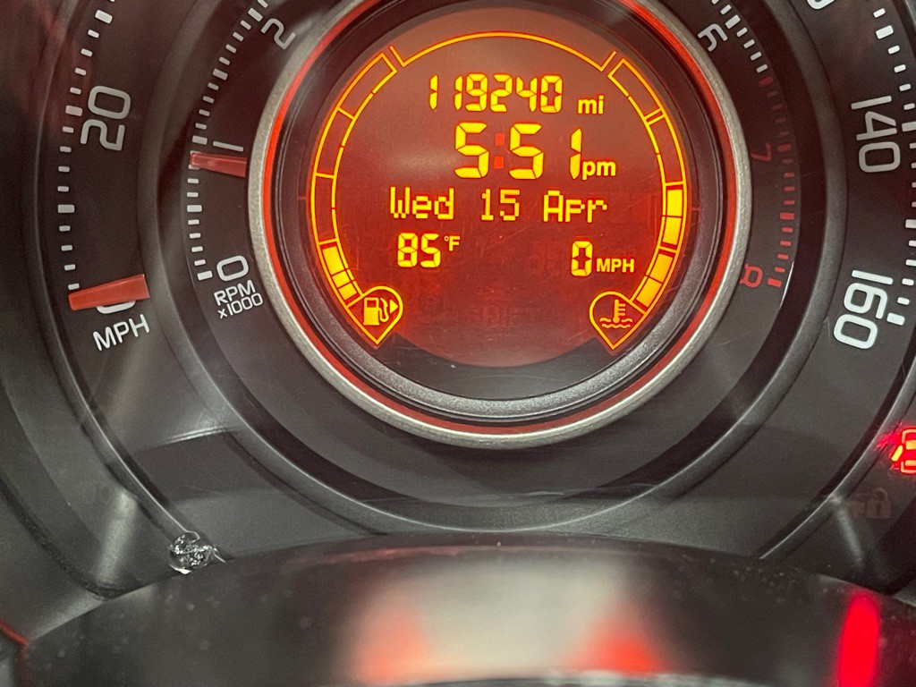 2013 FIAT 500 Image 30