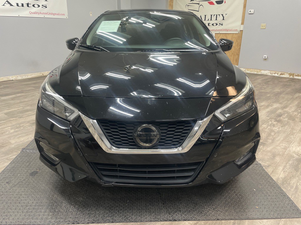 2020 Nissan Versa Image 2