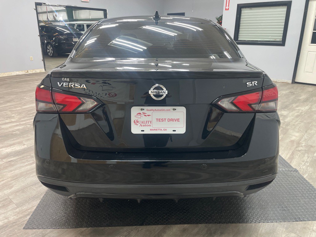 2020 Nissan Versa Image 9
