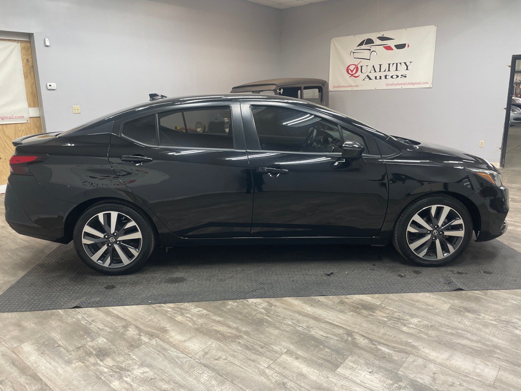 2020 Nissan Versa Image 12