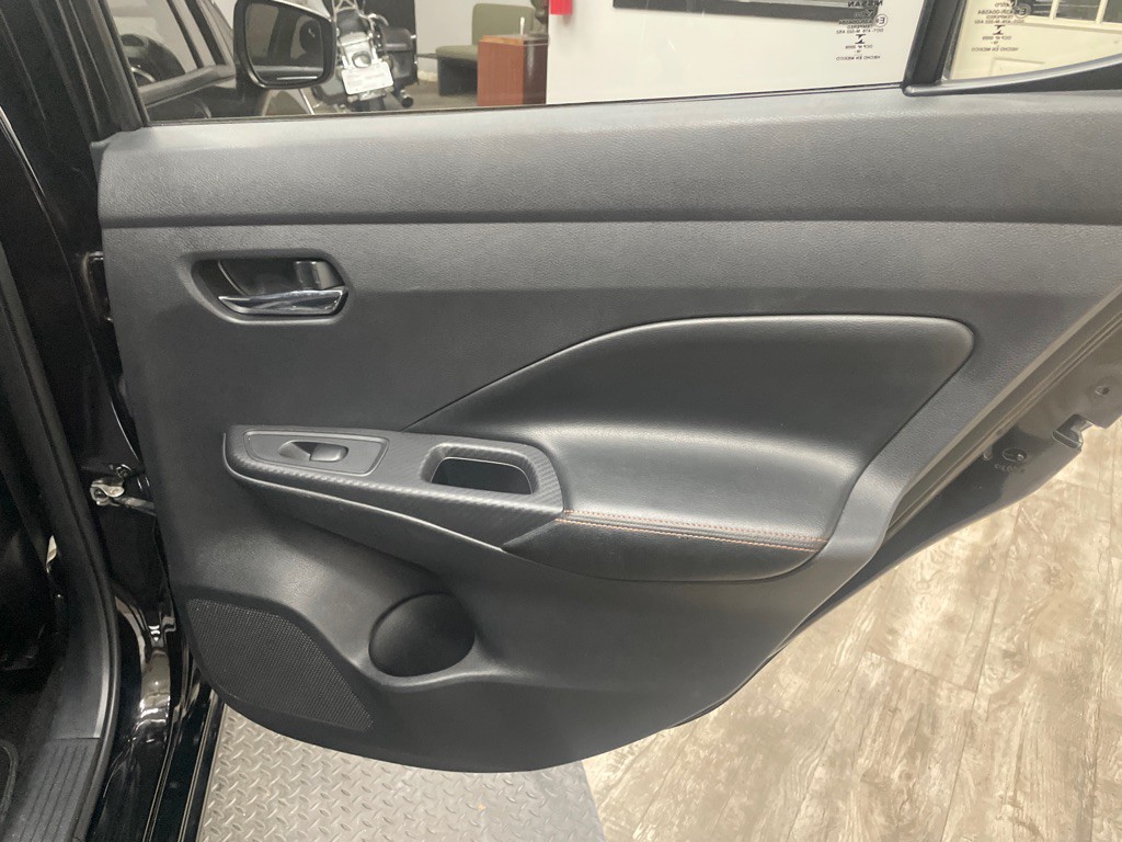 2020 Nissan Versa Image 35